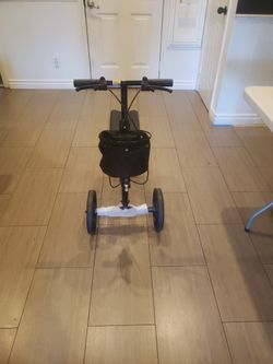 Knee Scooter