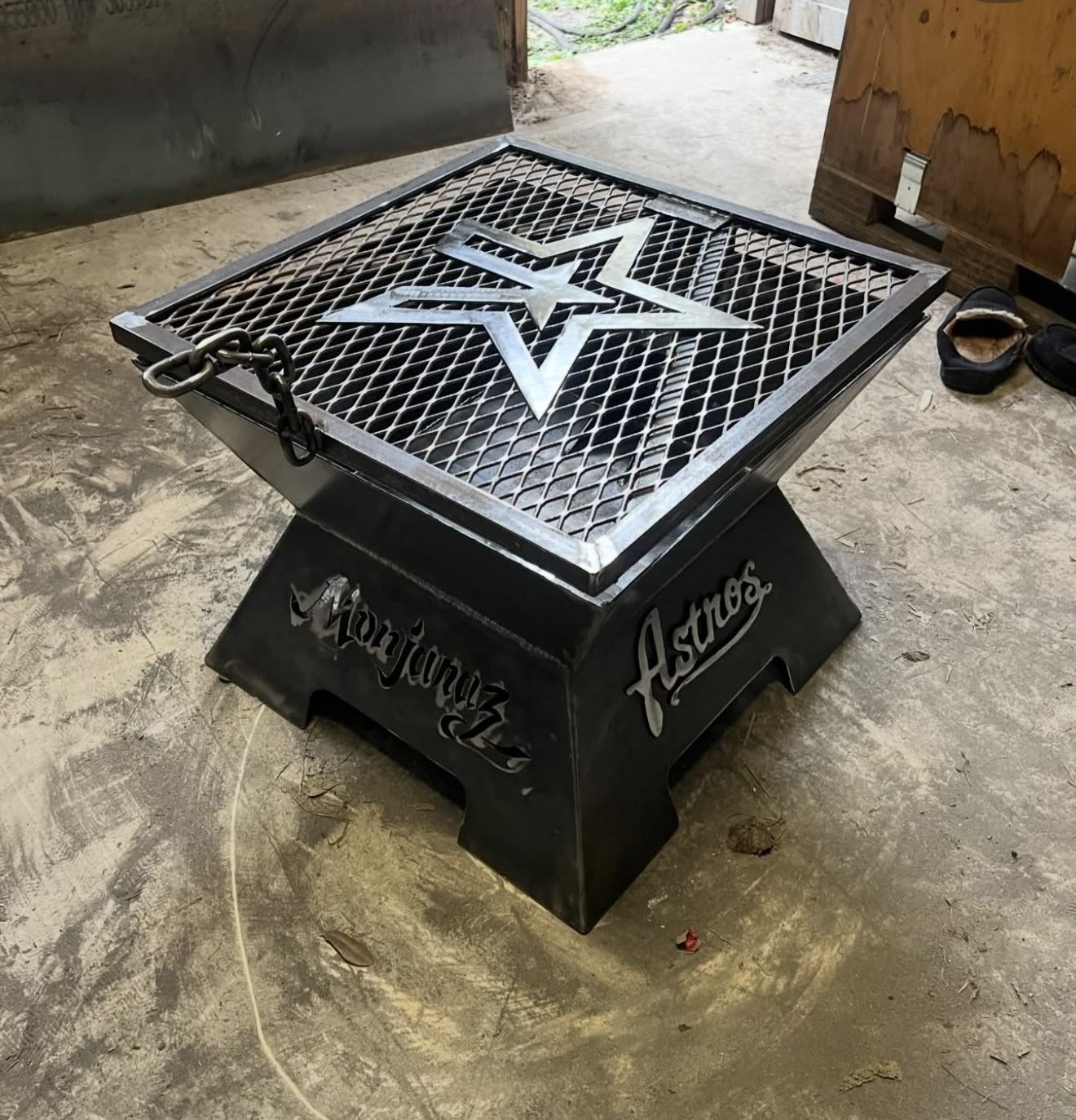 Fire pits And Grills