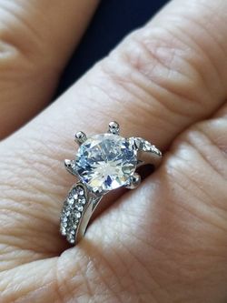 Gorgeous WOMAN'S round cut 6 pong Classic wedding engagement promises ring size 4.5