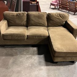 Tan Reversible Chaise Lounge Sectional Couch In Great Condition 