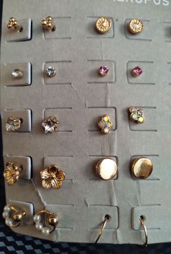 Gold-Tone Stud Earring Set Multiple Pairs