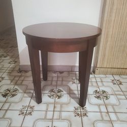 Side Table Round 22' Diameter And 22' Height $60