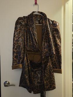 Fashion Nova Romper With Attached Belt Size L