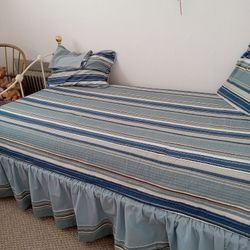 Twin-to Double TRUNDLE BED REDUCED!!!