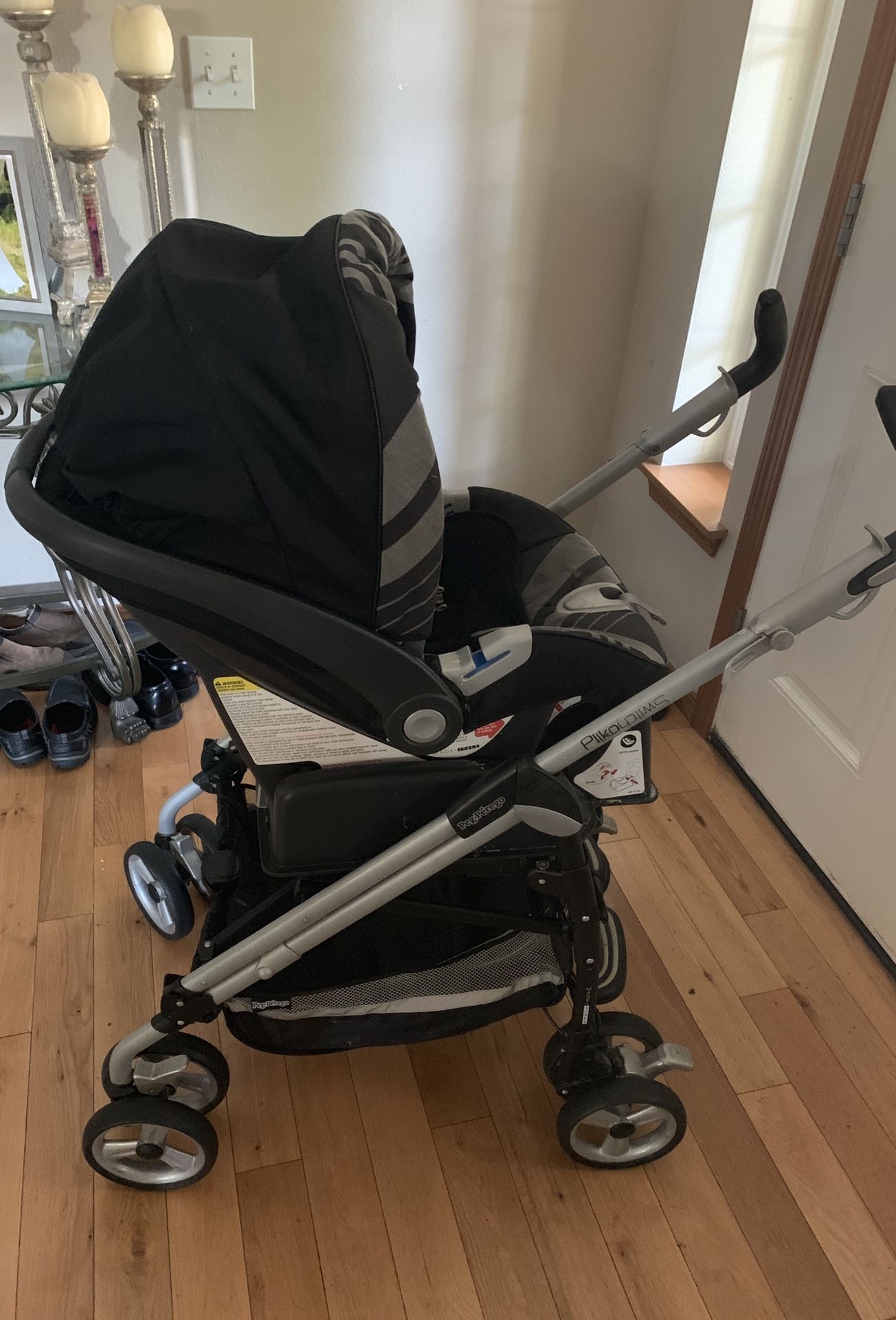 Peg Perego stroller used in really good condition !Kids have grown no more needed.