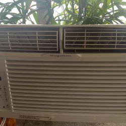 Frigidaire 8,000 BTU Window Room Air Conditioner