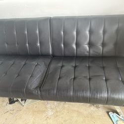 Black Futon