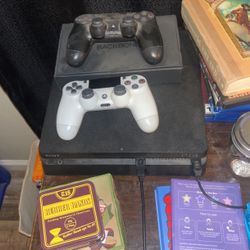 Ps4 Slim White And Black Controller And Charger Working 
