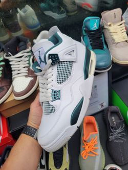Jordan 4 "Oxided"