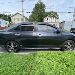 2009 Toyota Yaris