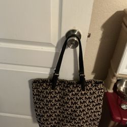 Micheal Kors Tote Purse 
