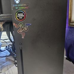Xbox Series X With Controller