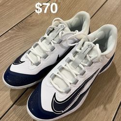  Nike Baseball Cleats