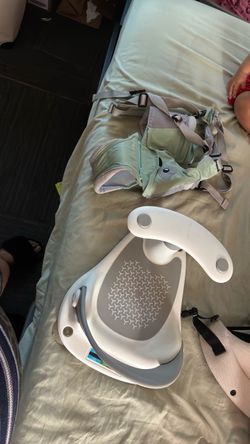 Baby Bath Seat and Carrier Bundle