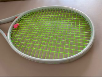 Wilson Shift V1 300 Tennis Racquet – Grip Size 1 (4 1/8) – Excellent Condition