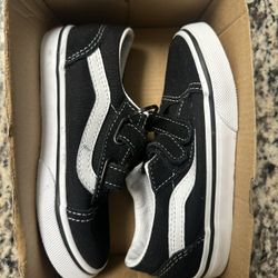 Vans “Old Skool V”
