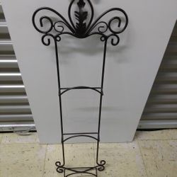 Metal Plate Hanger