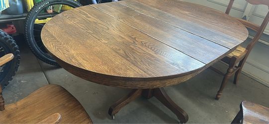 Solid wood leaf table with solid wood chairs vintage high quality