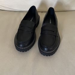 Women’s Black Torrid Loafers - Size 8WW - Never Been Worn