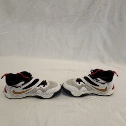 Nike Kids Sneakers Velcro Strap Size 2 White Black Red