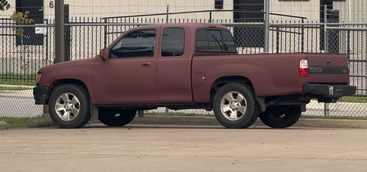 Toyota T100