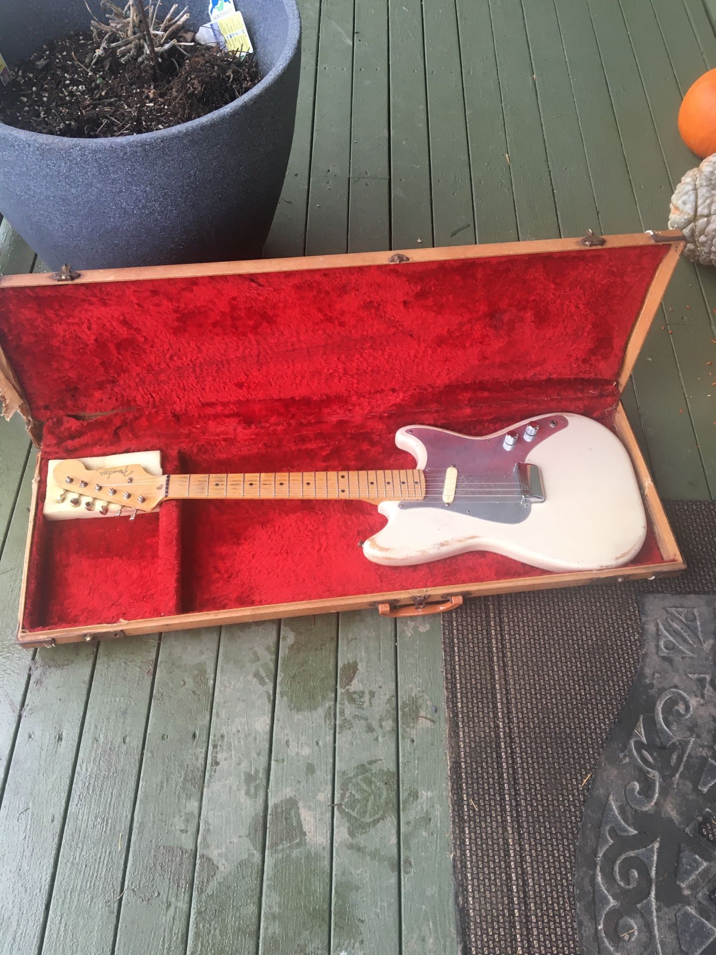 1957 Fender Musicmaster Guitar & Case