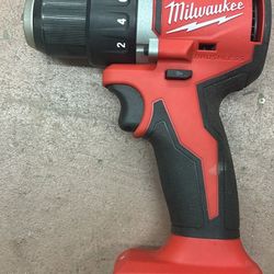 Milwaukee One And A Half Inch Drill Driver