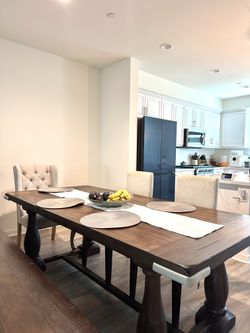 Dining table set