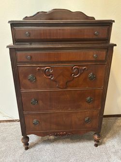 Wood dresser