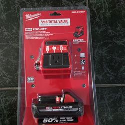 Milwaukee Top Off with battery