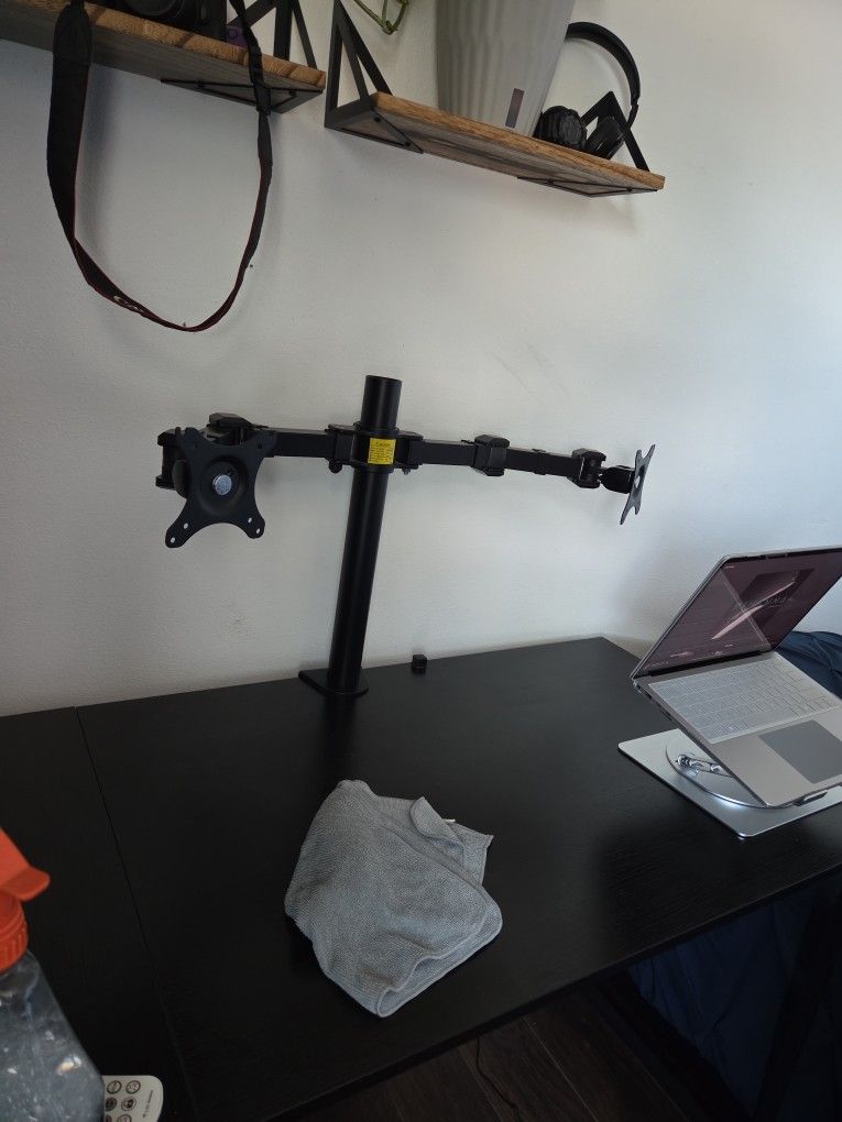 Dual Monitor Stand
