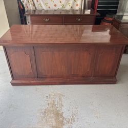 Office Desk With Folder cabinet
