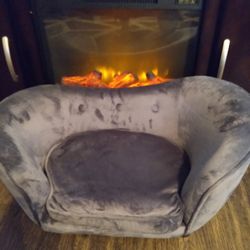 Pet Sofa w/ wood legs