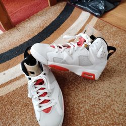 Nike Air Jordans 6 Retro 'Hare' Mens Size 11