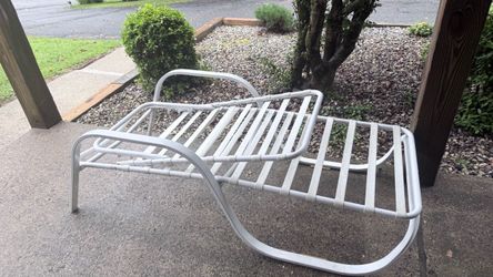 Outdoor lawn chairs  #4 total