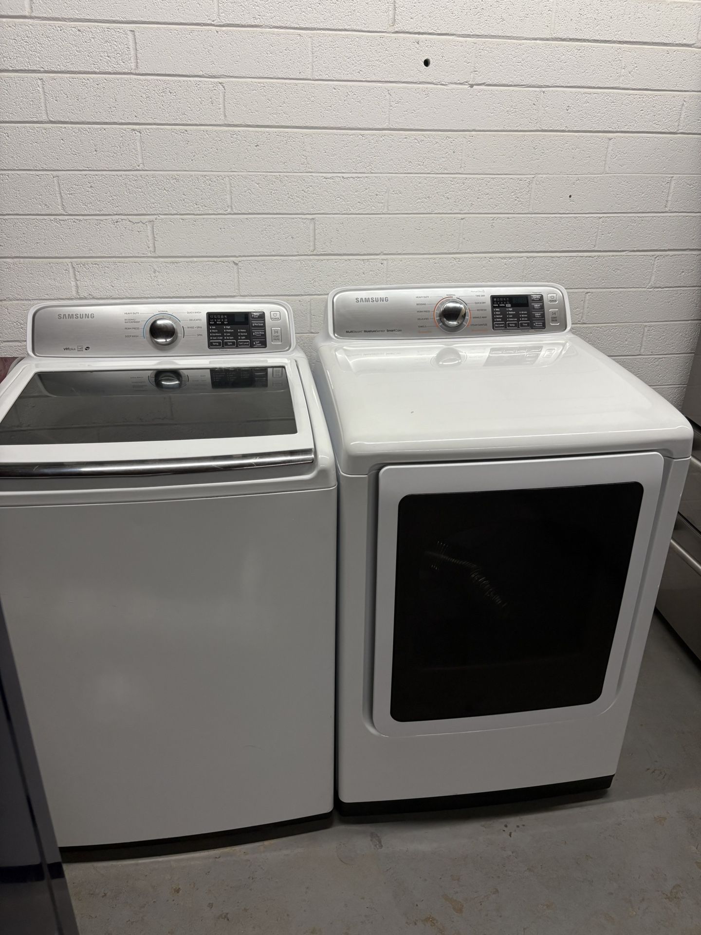 SAMSUNG Washer & Dryer Set
