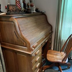 Roll Top Computer Desk 