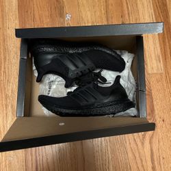 Ultraboost 1.0 Triple Black Size 8 Brand New