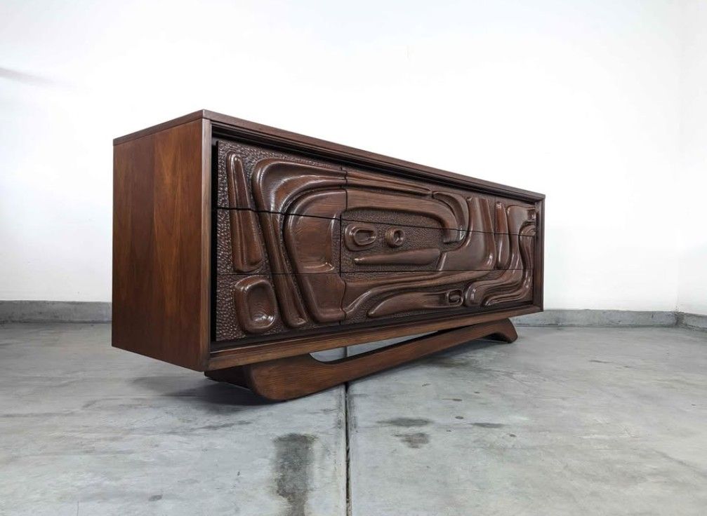 Vintage Mid Century 'Oceanic' Sculpted Dresser by Pulaski Furniture Corporation, c1960s