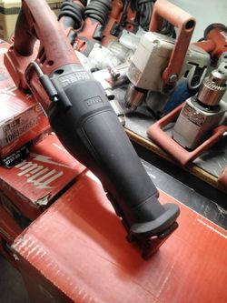 MILWAUKEE M18 FUEL BRUSHLESS SAW ZALL  ONE -KEY  USED