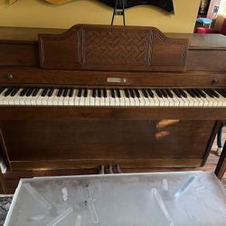 Upright Baldwin Piano