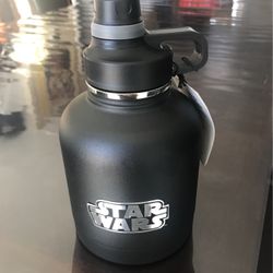 DisneyStar Wars  Growler 32 oz