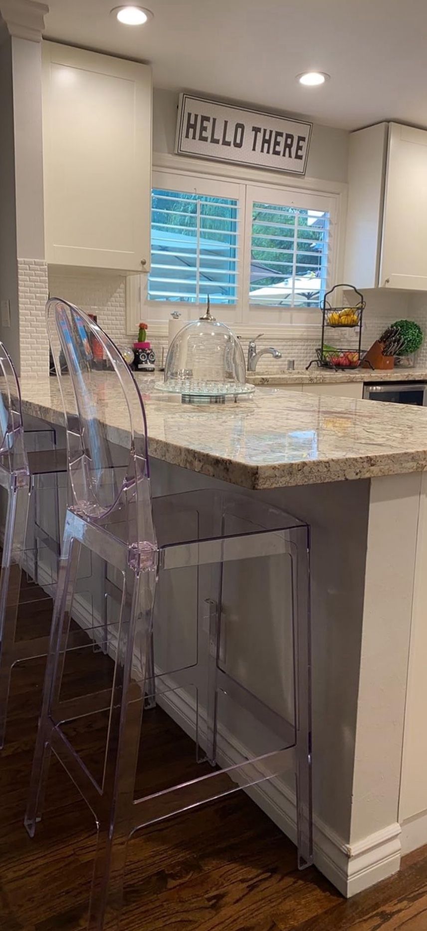 🌟$160/obo🌟Acrylic 4-Piece Set Bar Stool Set Full Back Modern Square Arm-less Chairs🌟PickUp/CashOnly🌟