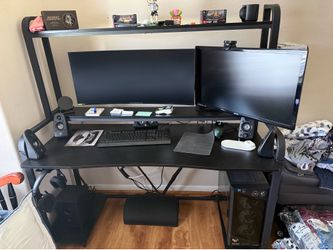 Computer desk