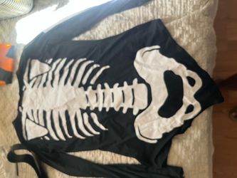 Skeleton costume