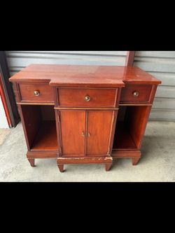 Cherry Wood Sideboard Cabinet with Drawers