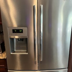 Frigidaire Professional Refrigerator 