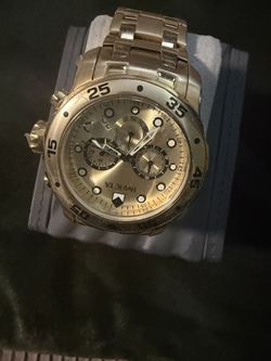 Invicta Mans Watch ..use Only A Couple Of Jours