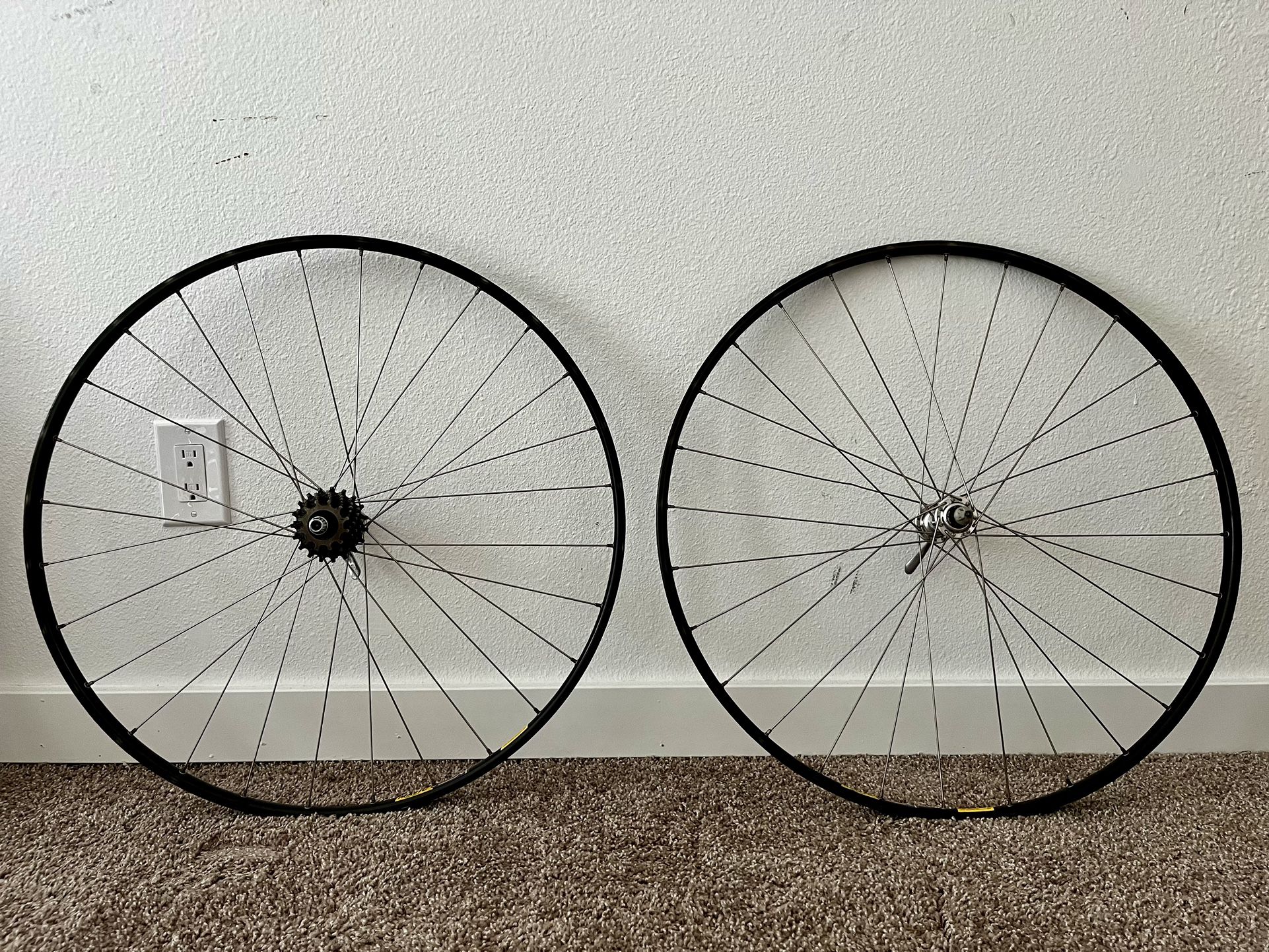 Dura ace Mavic GP4 tubular wheel set