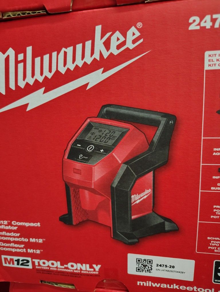 Milwaukee M12 Tire Inflator